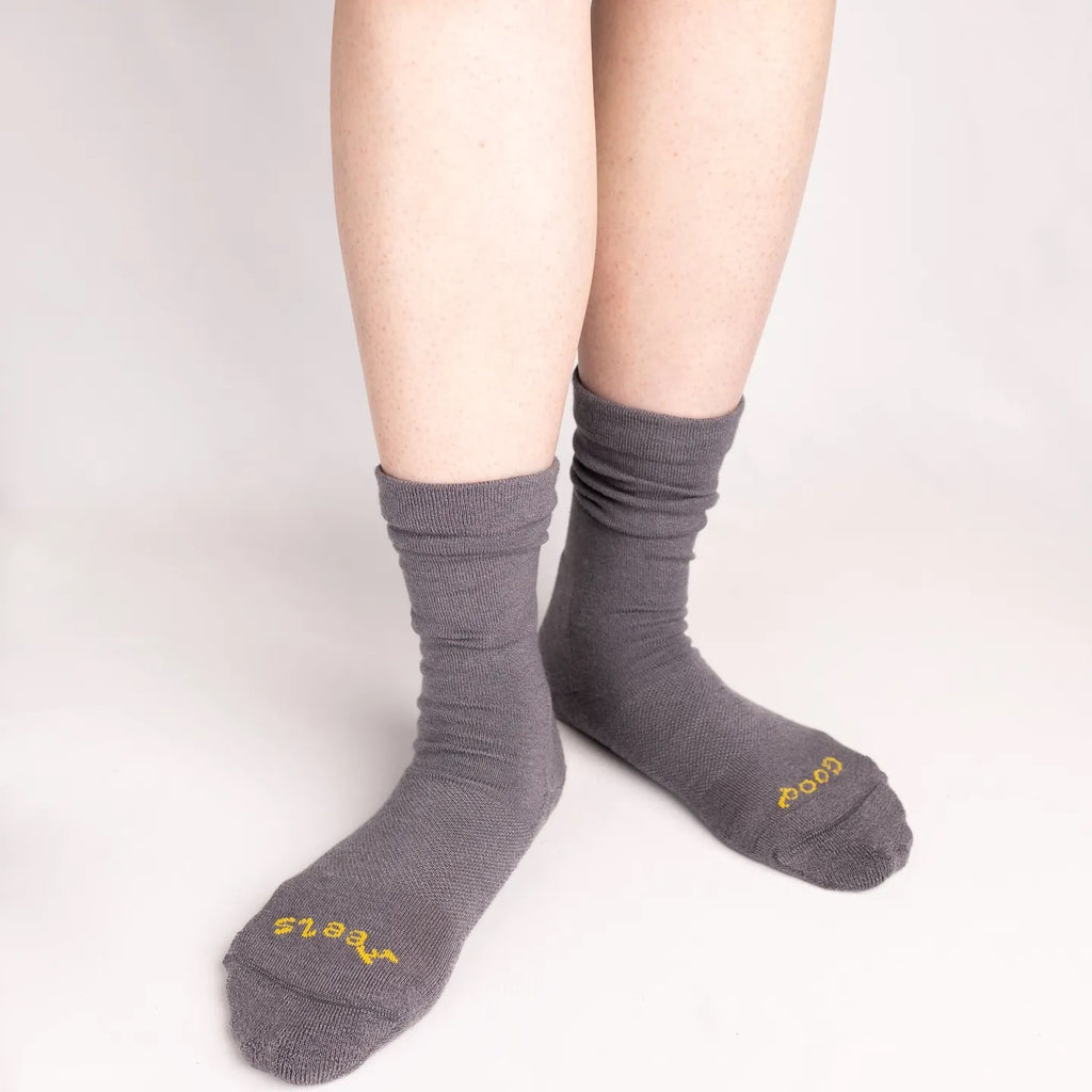 Paire Loose Top Calf Socks