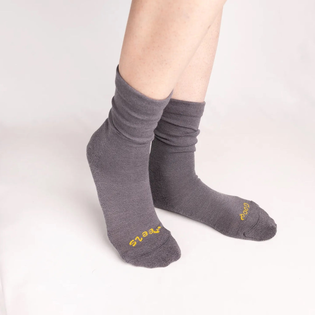 Paire Loose Top Calf Socks